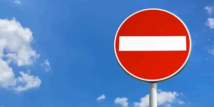 Prohibition sign illustrating Oklahoma's move to ban sweepstakes-style online casino games